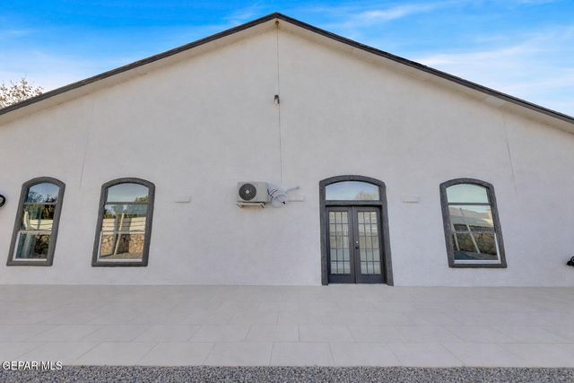 5876 OSCAR PEREZ Avenue, El Paso, TX 79932