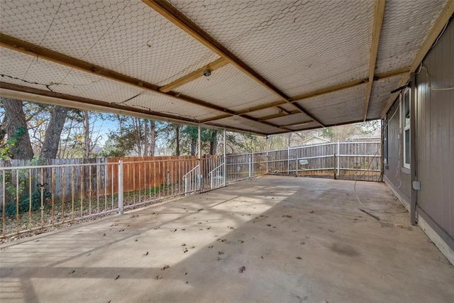 9227 Crimnson Court, Dallas, TX 75217