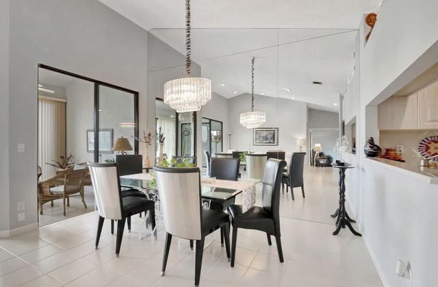 8224 Cassia Dr, Boynton Beach, FL 33472