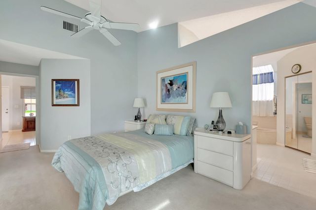 8224 Cassia Dr, Boynton Beach, FL 33472