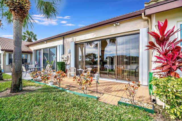 8224 Cassia Dr, Boynton Beach, FL 33472