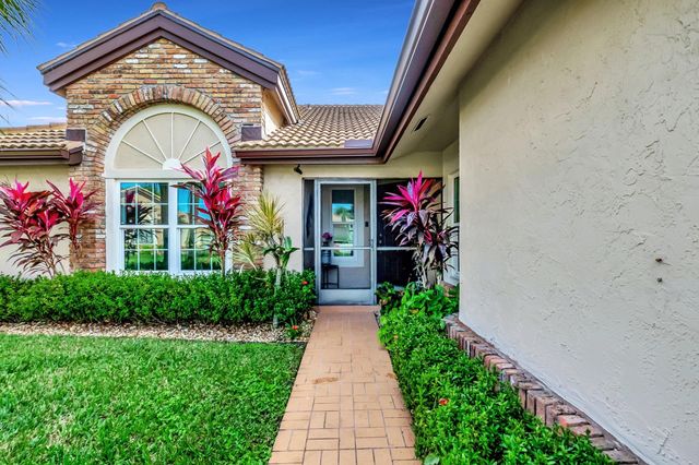 8224 Cassia Dr, Boynton Beach, FL 33472