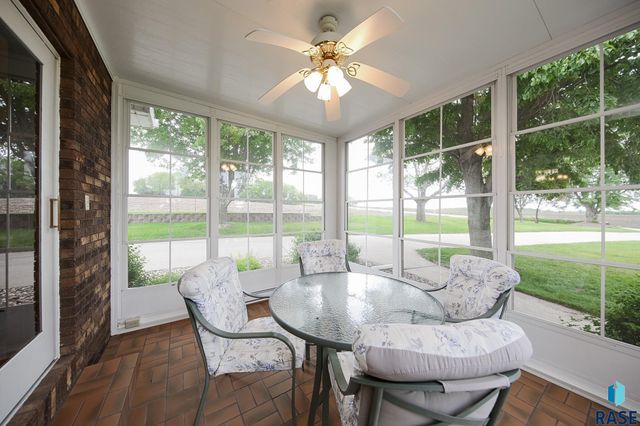 48224 266th St, Brandon, SD 57005