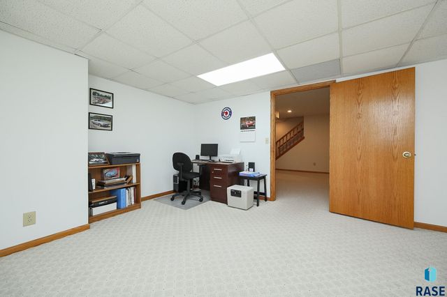 48224 266th St, Brandon, SD 57005