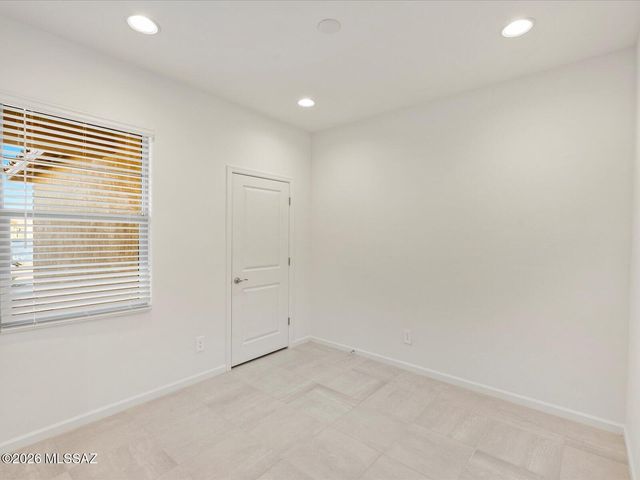 7328 S Gray Jay Drive, Tucson, AZ 85747