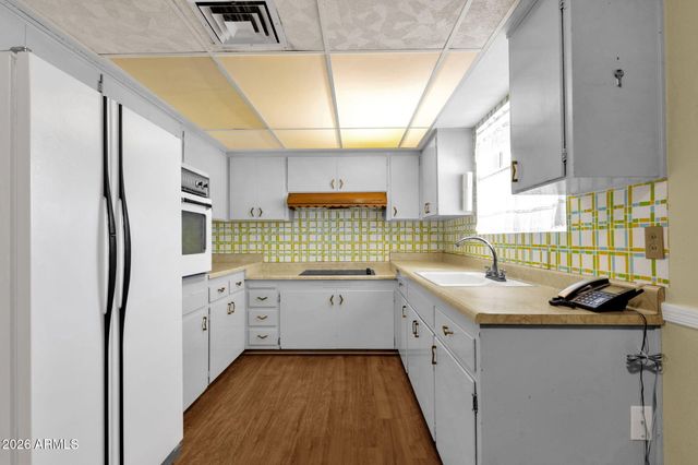 2052 N 78TH Street, Scottsdale, AZ 85257