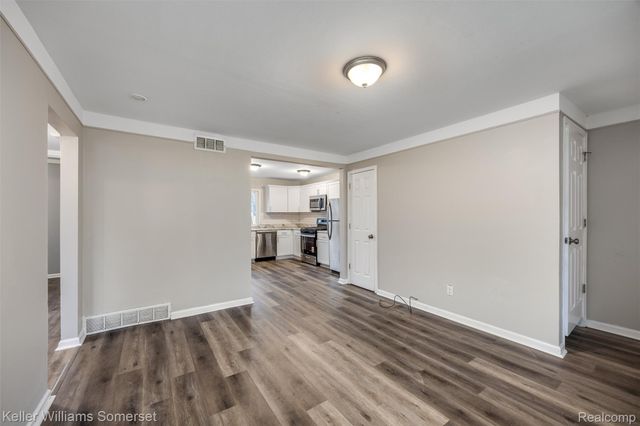 14816 Alberta Avenue, Warren, MI 48089