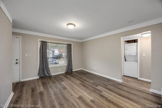 14816 Alberta Avenue, Warren, MI 48089