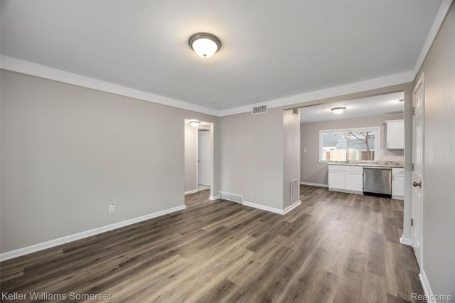 14816 Alberta Avenue, Warren, MI 48089