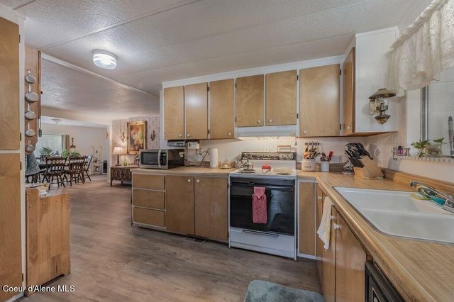 16155 N Mountain View Rd, Rathdrum, ID 83858