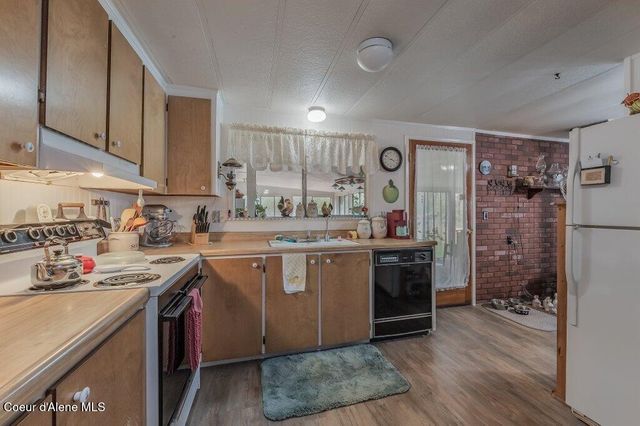 16155 N Mountain View Rd, Rathdrum, ID 83858