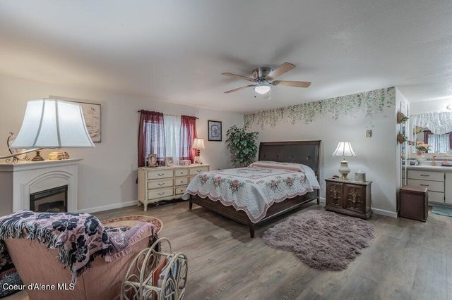 16155 N Mountain View Rd, Rathdrum, ID 83858