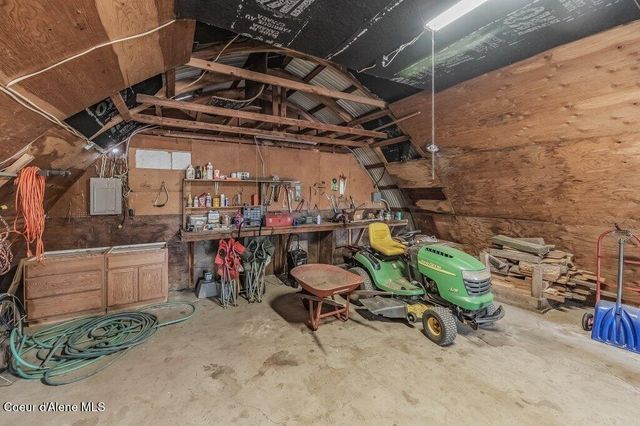 16155 N Mountain View Rd, Rathdrum, ID 83858