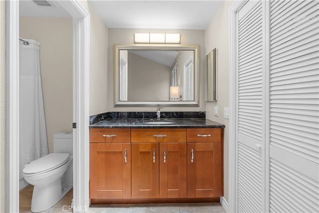 240 Pineview 3A, Irvine, CA 92620