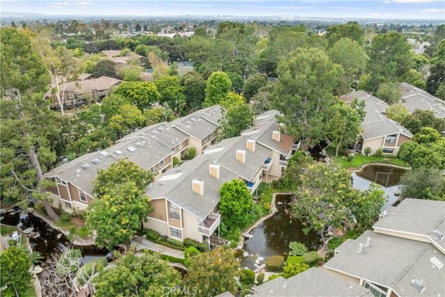 240 Pineview 3A, Irvine, CA 92620