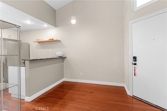 240 Pineview 3A, Irvine, CA 92620
