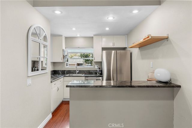 240 Pineview 3A, Irvine, CA 92620