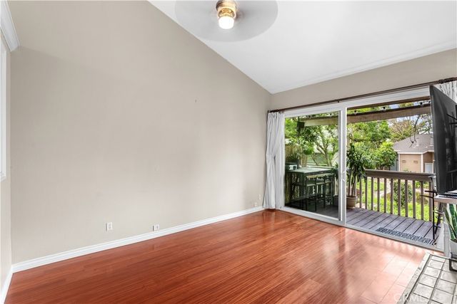 240 Pineview 3A, Irvine, CA 92620