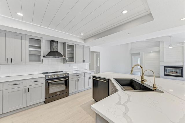 5328 DOMINICA CIRCLE, Sarasota, FL 34233