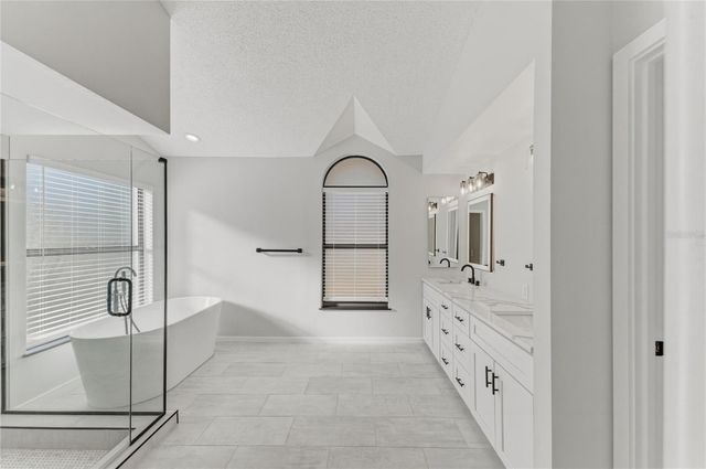 5328 DOMINICA CIRCLE, Sarasota, FL 34233