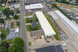 812 & 814 Kaderly Street NW, New Philadelphia, OH 44663