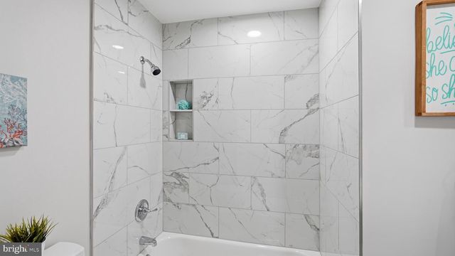 2515 TABOR CT, Woodbridge, VA 22191