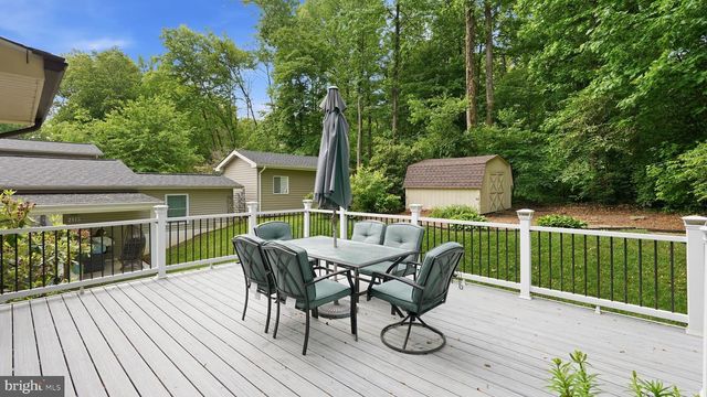 2515 TABOR CT, Woodbridge, VA 22191