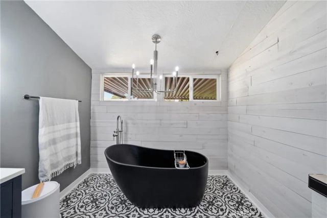 20683 Waalew B45, Apple Valley, CA 92307
