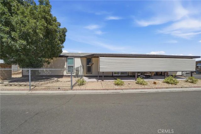 20683 Waalew B45, Apple Valley, CA 92307