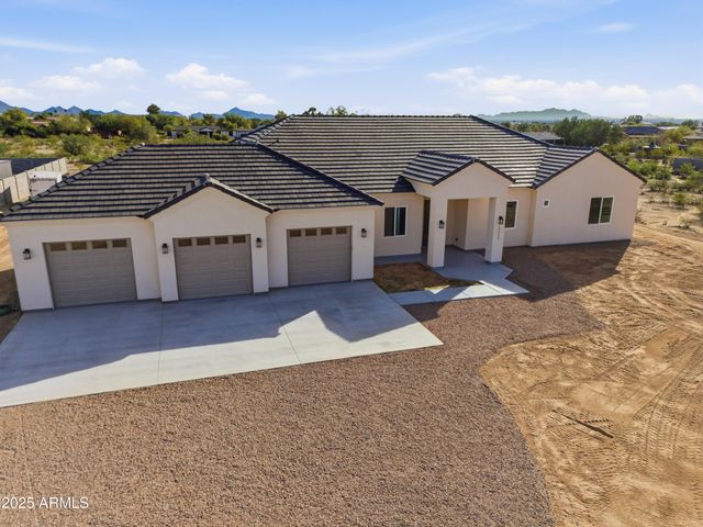 10039 N Burris Road, Casa Grande, AZ 85122