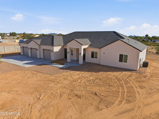 10039 N Burris Road, Casa Grande, AZ 85122