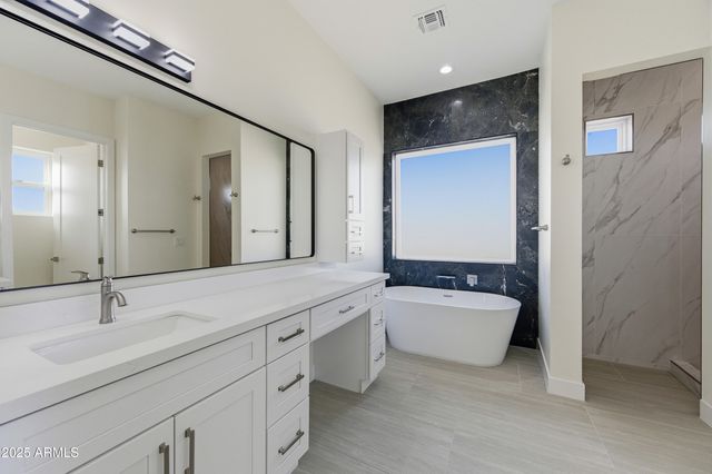 10039 N Burris Road, Casa Grande, AZ 85122