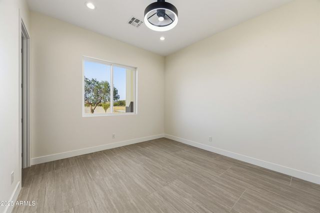 10039 N Burris Road, Casa Grande, AZ 85122