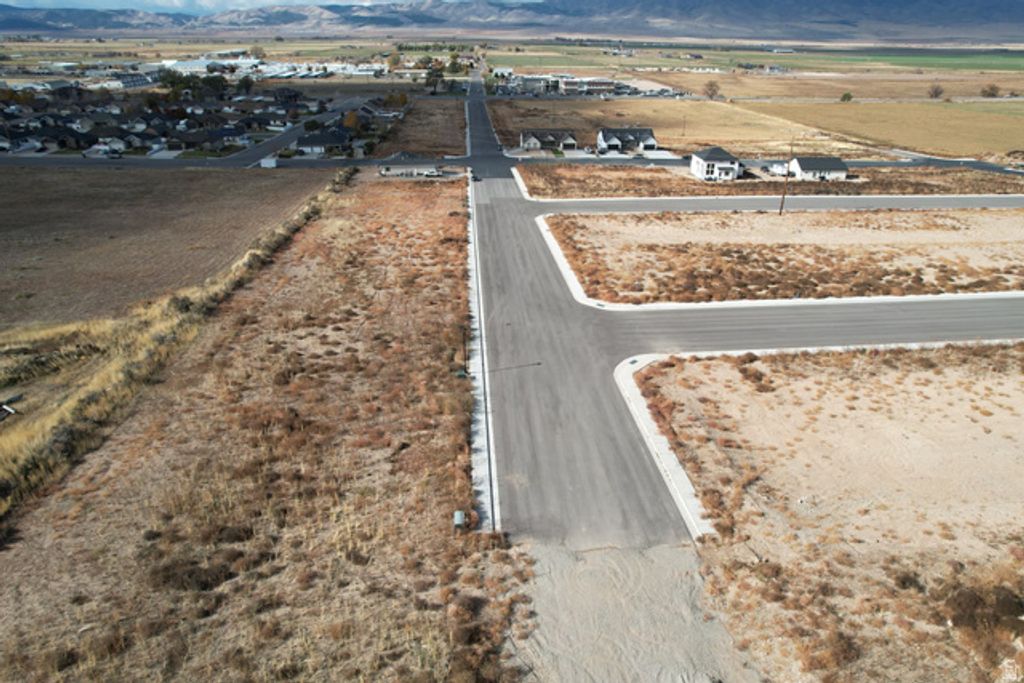 Image 5 of property listing at 1567 N 250 E # 28, Nephi, UT 84648