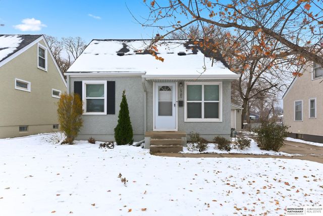 1705 S 54th Street, Omaha, NE 68106