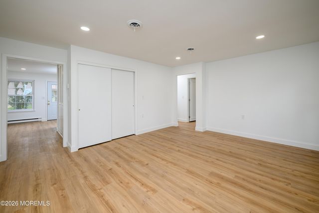 37 Cambridge Circle B, Manchester, NJ 08759