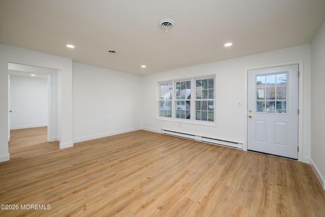37 Cambridge Circle B, Manchester, NJ 08759
