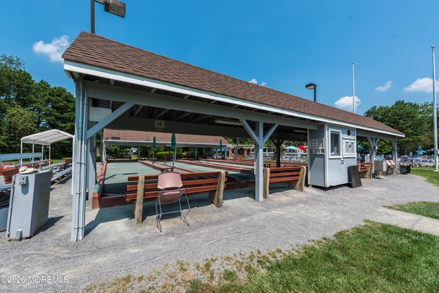 37 Cambridge Circle B, Manchester, NJ 08759