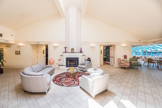 37 Cambridge Circle B, Manchester, NJ 08759