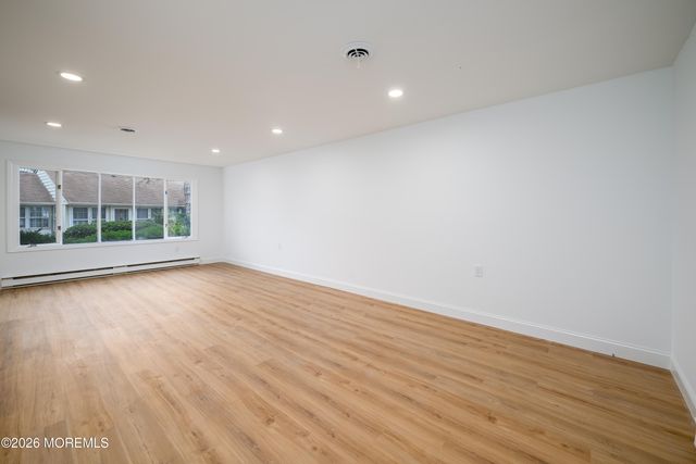 37 Cambridge Circle B, Manchester, NJ 08759