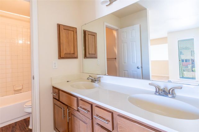 9831 Walnut Street P211, Dallas, TX 75243