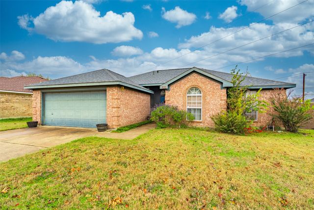 321 Village Parkway, Crowley, TX 76036