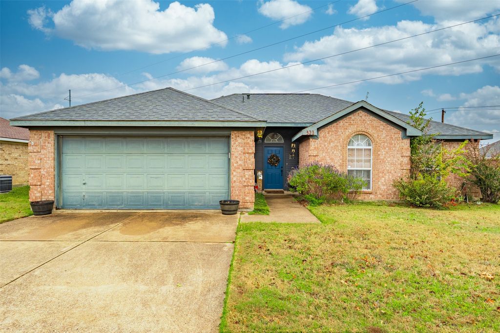 321 Village Parkway, Crowley, TX 76036