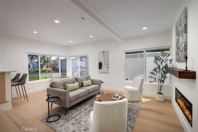 3834 Mistral, Huntington Beach, CA 92649
