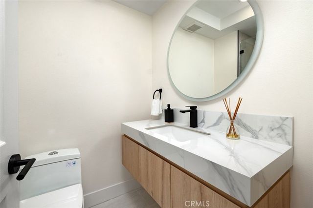 3834 Mistral, Huntington Beach, CA 92649