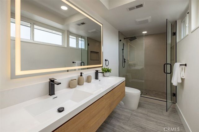 3834 Mistral, Huntington Beach, CA 92649