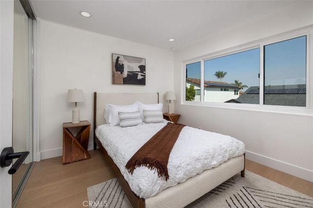 3834 Mistral, Huntington Beach, CA 92649