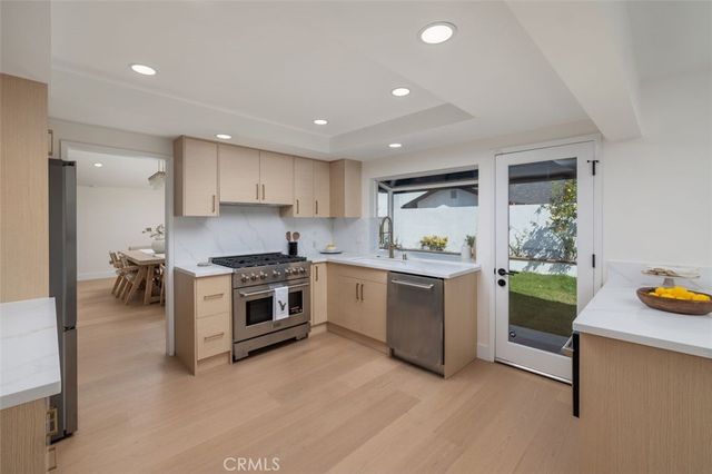 3834 Mistral, Huntington Beach, CA 92649