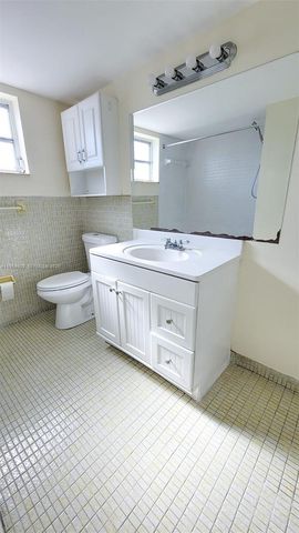 1690 NE 191st St 416-1, Miami, FL 33179