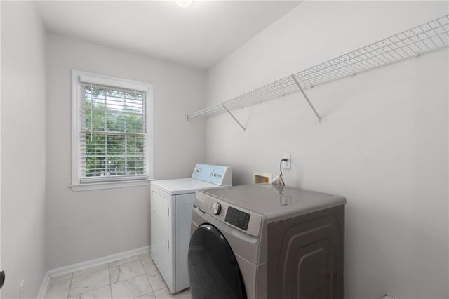 1858 Fox Chapel Drive SE, Smyrna, GA 30080